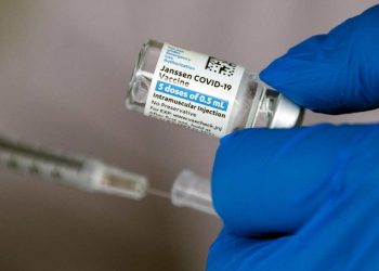 Pacientes crónicos lamentan seguir siendo “invisibles” en la vacunación de la COVID-19 frente a la priorización de los deportistas de élite